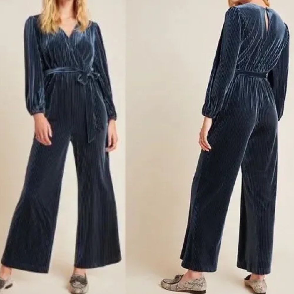 Anthropologie Aly & Jay jumpsuit.very comfortable. Looks great on any figure.